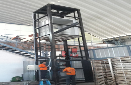 Electric Hoist Goods Lift